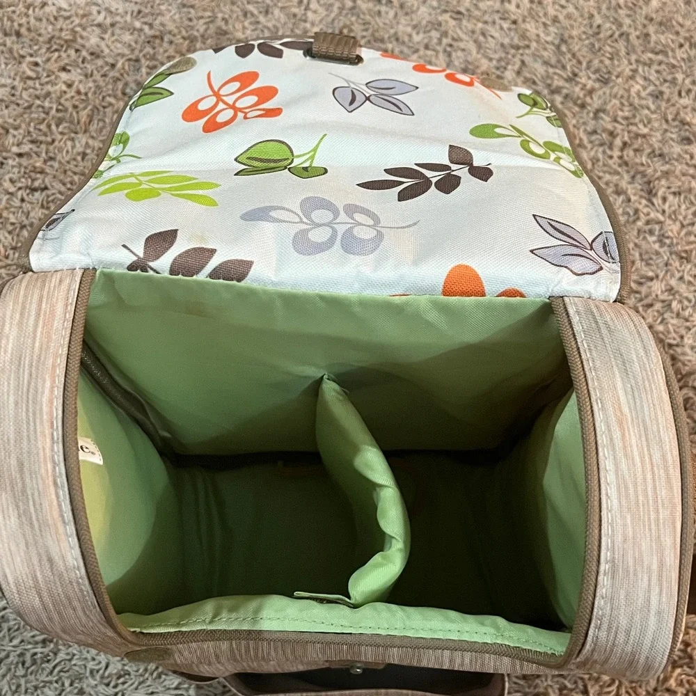 Farmers Mutual Hail Insurance Co. Botanica Picnic Time Insulated Wine Cooler Bag